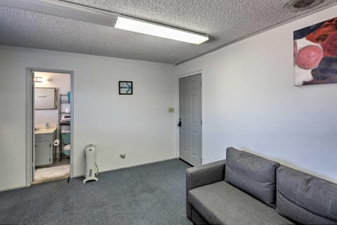 Apartment about 12 Mi From Hualapai Mountain Park Appartamento in Kingman