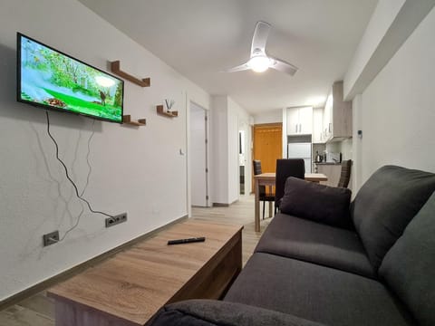 TV and multimedia, Kitchen or kitchenette, Dining area
