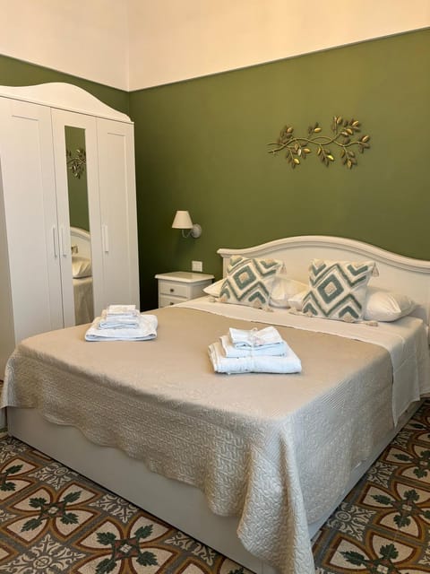 Dimora della Nonna-Luxury Home Bed and Breakfast in Mola di Bari