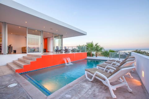 Panoramic Oceanview Home with Private Resort-style Pool House in La Paz