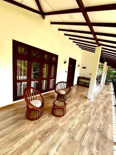 Sigiriya Cashew Palace Resort Hotel in Dambulla