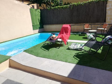 Garden, Swimming pool