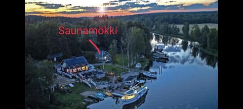 Uusi Saunamökki Jämsässä, lähellä Himosta Chalet in Finland
