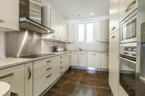 dishwasher, oven, stove