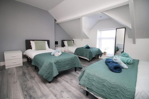 Executive Style 2 Bed Flat in Bridgend F2 Apartamento in Bridgend