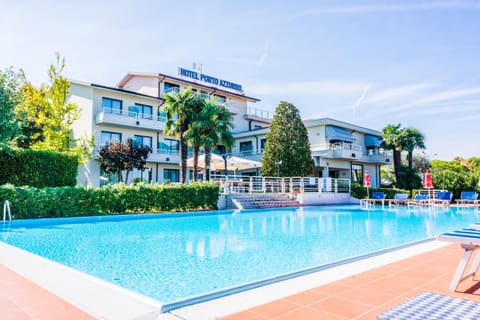 Property building, Pool view, Swimming pool, Swimming pool