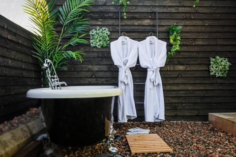 Patio, Garden, Hot Tub, Open Air Bath