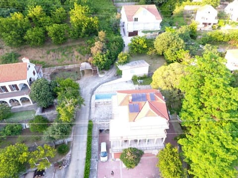 Vila Ćorović Condo in Kotor Municipality