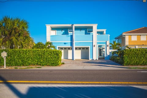 NEW LISTING! Luxury Beachfront Home - DIRECT Beach Access House in Cocoa Beach