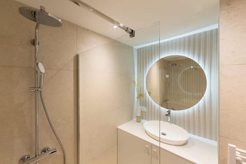 Le Santorin élégant calme parking Apartment in Annecy