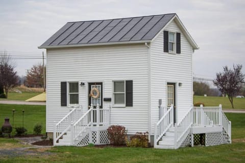 Cozy Tinyhouse Jmudowntown Fire Pit Yard House in Central