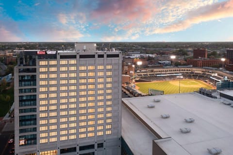 Homewood Suites By Hilton Toledo Downtown Hotel in Toledo