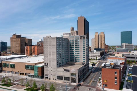 Homewood Suites By Hilton Toledo Downtown Hôtel in Toledo