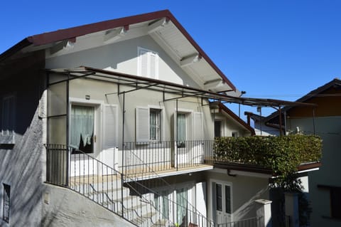 Property building, Balcony/Terrace