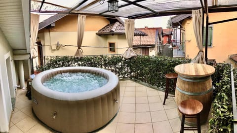 Hot Tub, Balcony/Terrace, Spa and wellness centre/facilities, Swimming pool