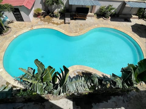 Mudzini gardens - Luxury villa with a pool Chalet in Mombasa