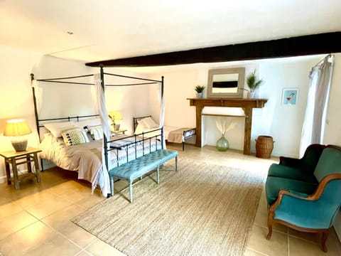 Fabulous 9-Bed House in Eymet House in Eymet