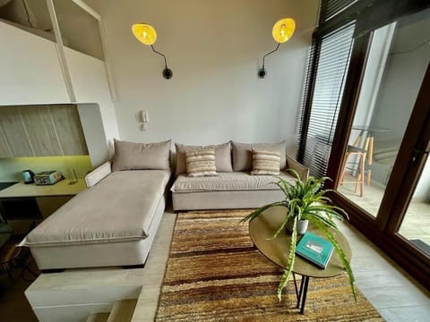 HOM I Loft con Jardín Nuevo mejor proyecto de Valparaíso Apartment in Valparaiso