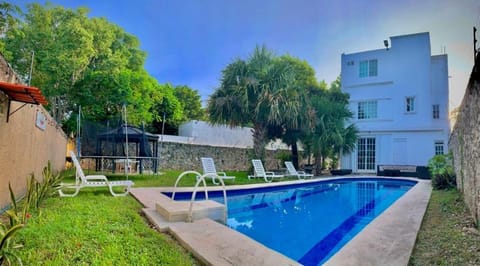 Casa confortable y espaciosa con alberca privada Villa in Cancun