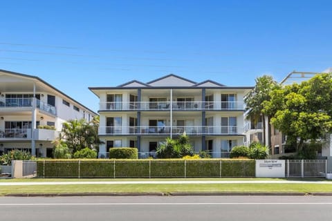 2Bed Beachfront Apartment - Holiday Management Condo in Kingscliff
