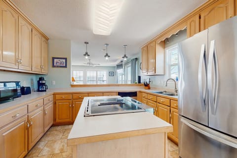 Bama Breeze House in Dauphin Island