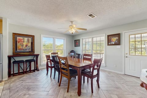 Bama Breeze House in Dauphin Island