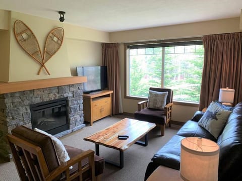 Hidden Gem 3br Suite Wking Beds-bbq-hot Tub-pets Ok Casa in Canmore