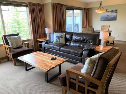 Hidden Gem 3br Suite Wking Beds-bbq-hot Tub-pets Ok Haus in Canmore