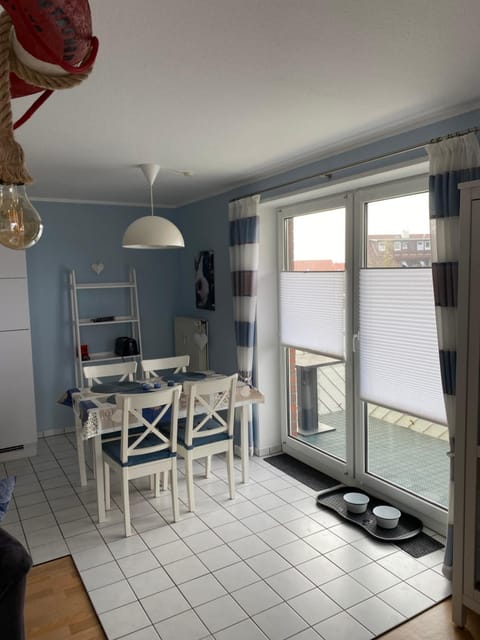 Ferienhaus Wattkieker Apartment in Wangerland