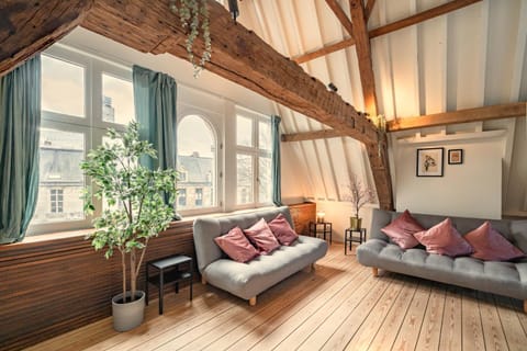 The Hendrik Square Residence Apartment in Antwerp