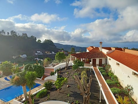 Garden, Balcony/Terrace, Swimming pool