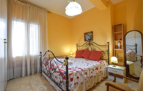 2 Bedroom Nice Home In Sessa Aurunca House in Baia Domizia