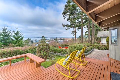 Lovely Coupeville Home with Puget Sound Views! Casa in Whidbey Island