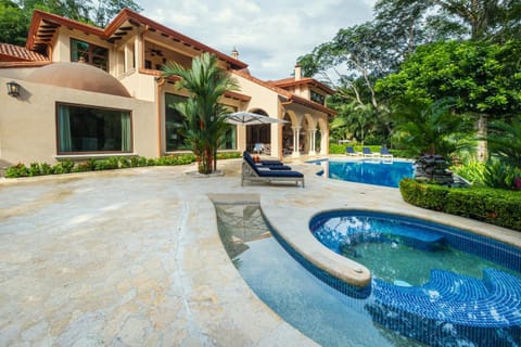 Villa Firenze, Costa Rica. All inclusive luxury Villa in Herradura