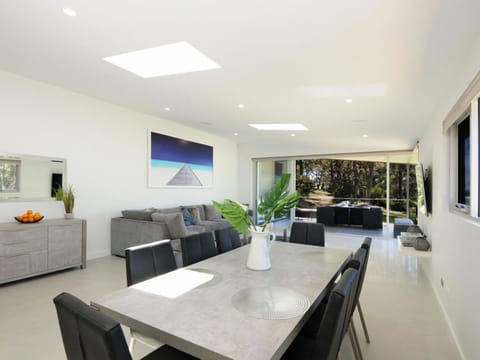 Waterview by Experience Jervis Bay House in Huskisson