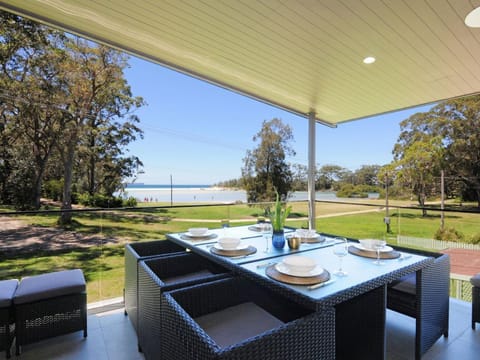 Waterview by Experience Jervis Bay House in Huskisson