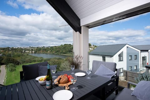 Patio, Balcony/Terrace