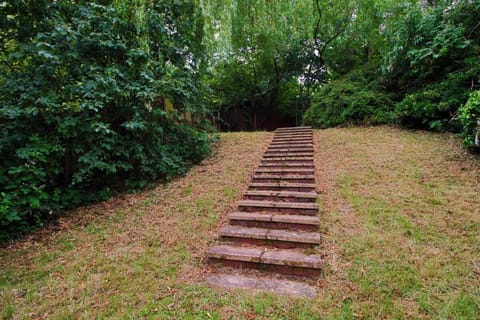 Garden, Garden view