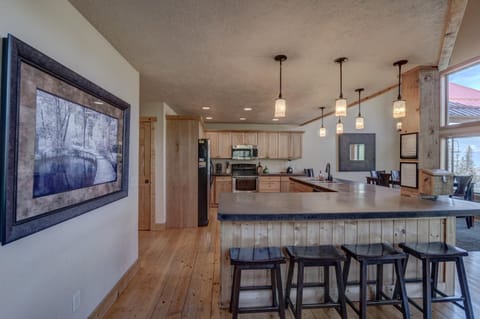 Homestake Chalet At Terry Peak Ski Resort Chalet in North Lawrence