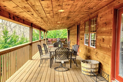 Lucky Clover Cabin House in Union County