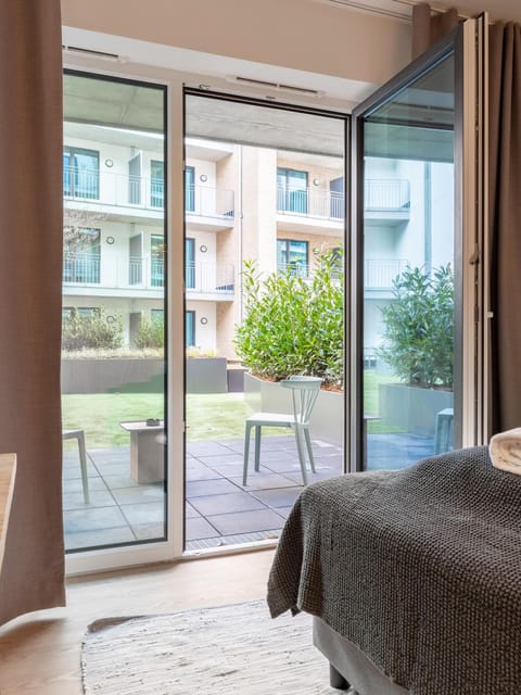 Balcony/Terrace, Garden view