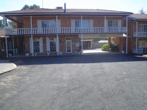 Coachmans Rest Motor Lodge Motel in Coonabarabran