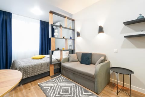 MYFREEDOM Апартаменти метро Почайна Apartment in Kiev City - Kyiv