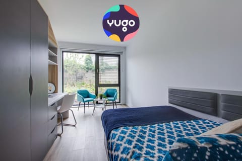 Logo/Certificate/Sign, Bedroom