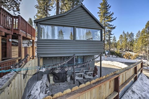 Cozy Zephyr Cove Cabin, Walk to Lake Tahoe! Haus in Lincoln Park