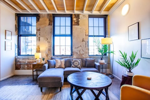 Sterchi Lofts Getaway - Downtown Knoxville Condominio in Knoxville