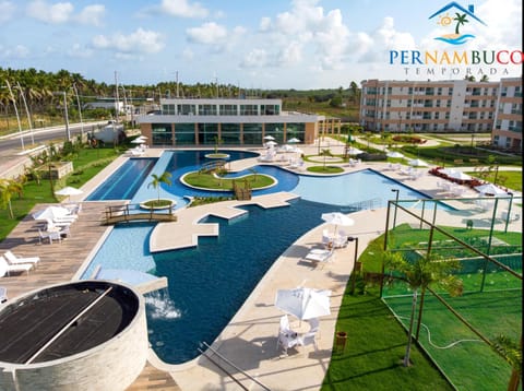 Bird's eye view, Swimming pool