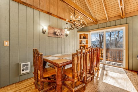 The BearFoote Chalet Maison in Valley Creek