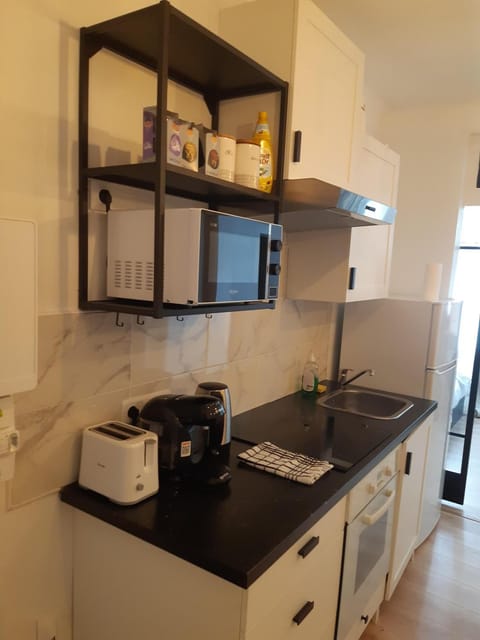 T2 tout confort, GP / Moto / 24h / Le Mans Classic Apartment in Le Mans