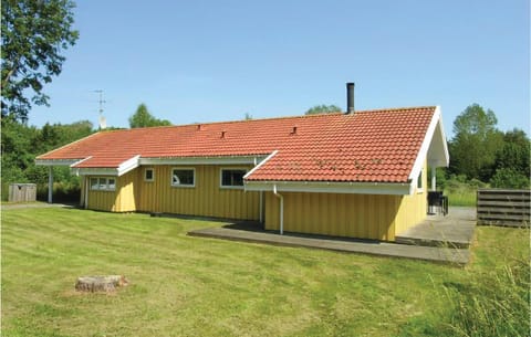 4 Bedroom Beautiful Home In Aakirkeby House in Bornholm